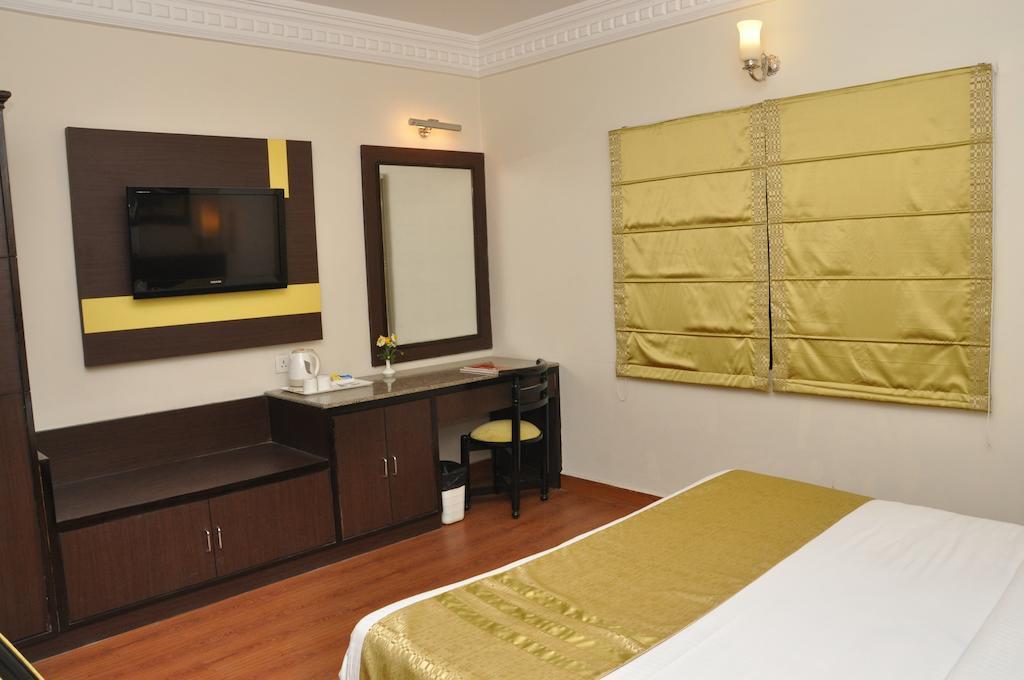 Hotel Empire Regency ชัยปุระ ภายนอก รูปภาพ