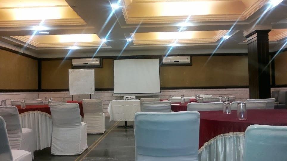 Hotel Empire Regency ชัยปุระ ภายนอก รูปภาพ